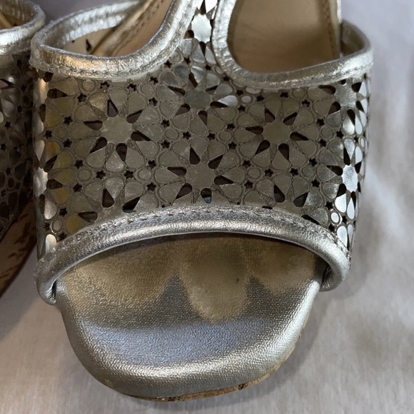 Antonio Melani Wedge Heels Women’s Size 9 M Sandals Silver Leather Cork Heel - Picture 7 of 14